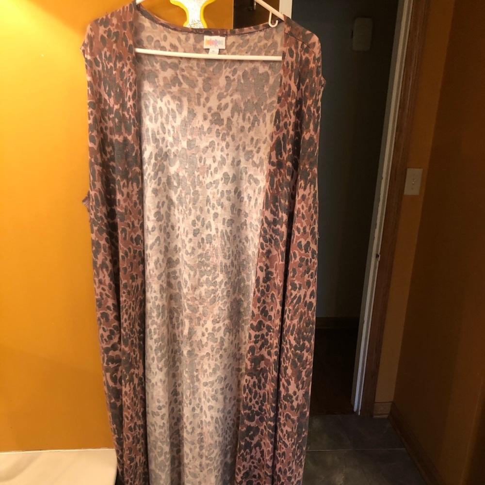 XL LuLaRoe Joy leopard print